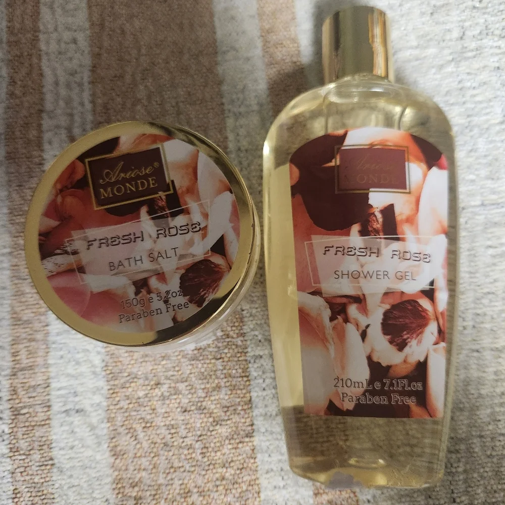 Fresh rose shower gel & bath salt - Picture 2 of 2